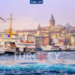 باخرة عابرة لميناء أمينونو في منطقة الفاتح بإسطنبول وحواليها شقق وعقارات للبيع في اسطنبول